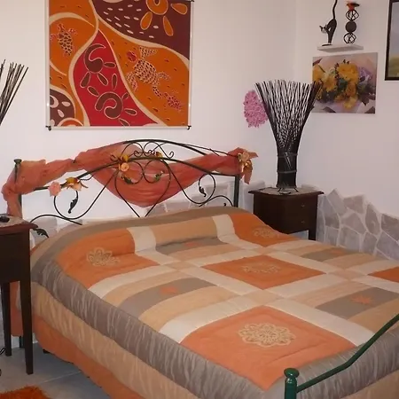 Bed & Breakfast L'isola Felice E Trulli Sotto Le Stelle Castellana Grotte
