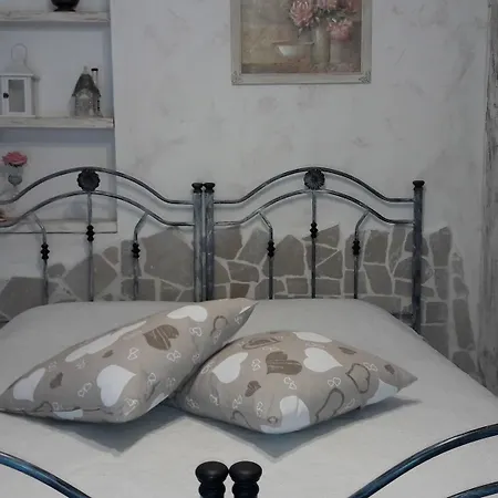 Bed & Breakfast L'isola Felice E Trulli Sotto Le Stelle 3*