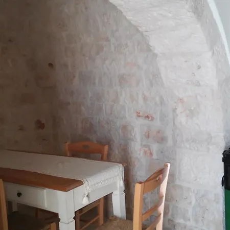 L'isola Felice E Trulli Sotto Le Stelle Bed & Breakfast