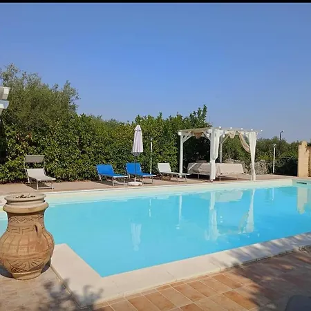 L'isola Felice E Trulli Sotto Le Stelle 3*